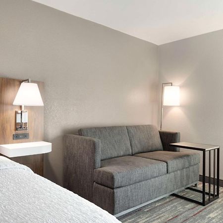 Hampton Inn Starkville Eksteriør bilde