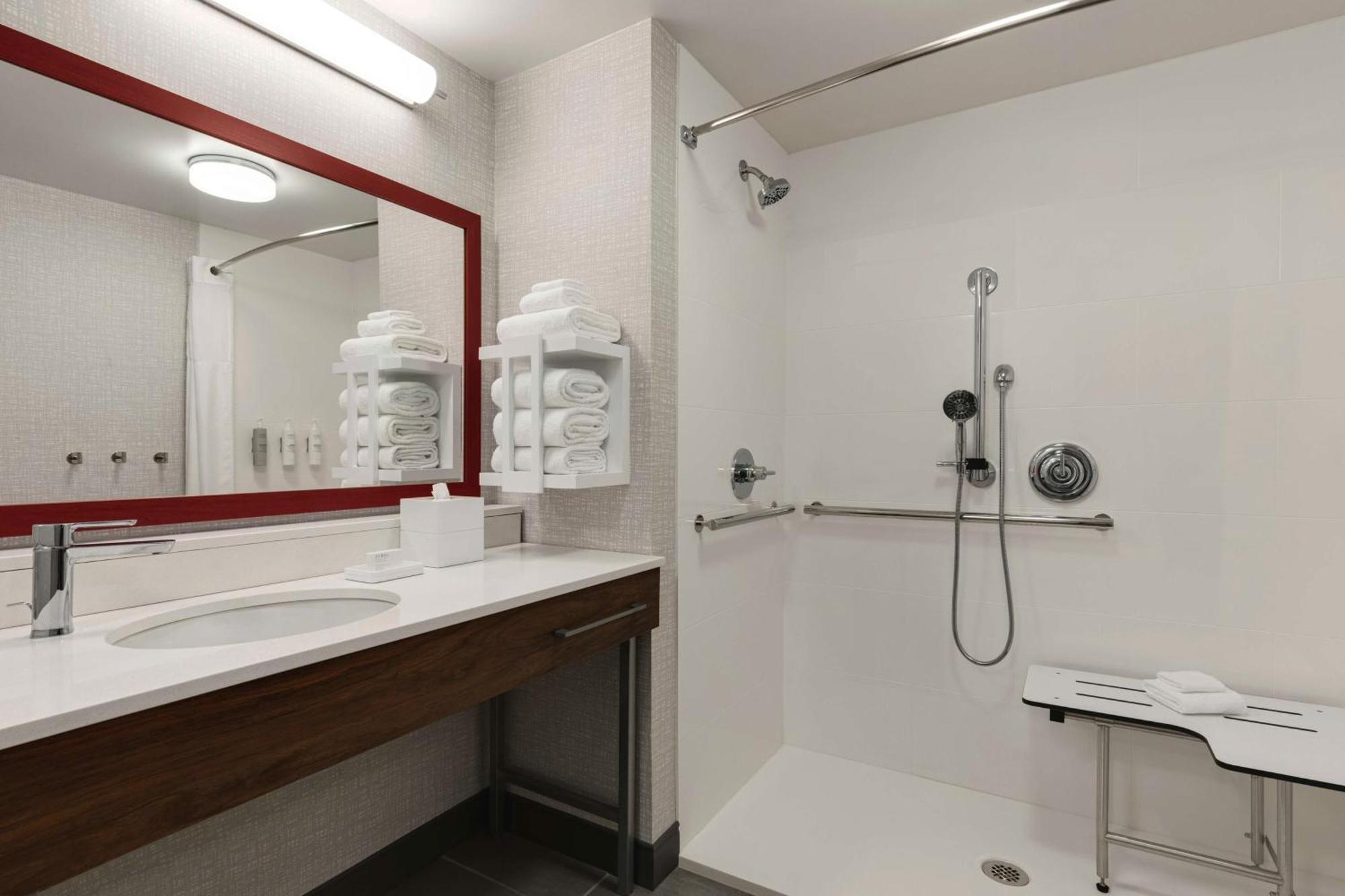 Hampton Inn Starkville Eksteriør bilde