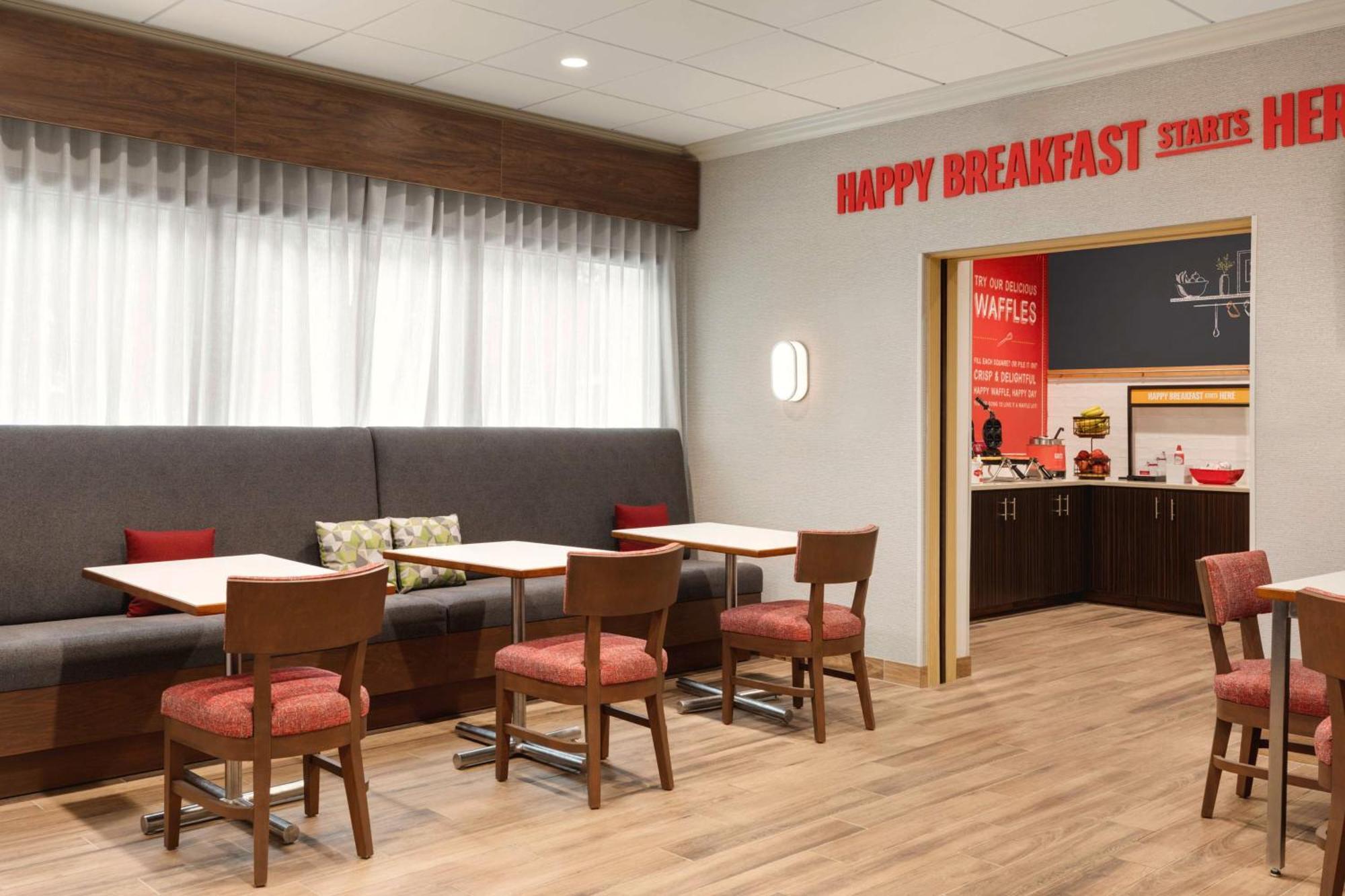 Hampton Inn Starkville Eksteriør bilde