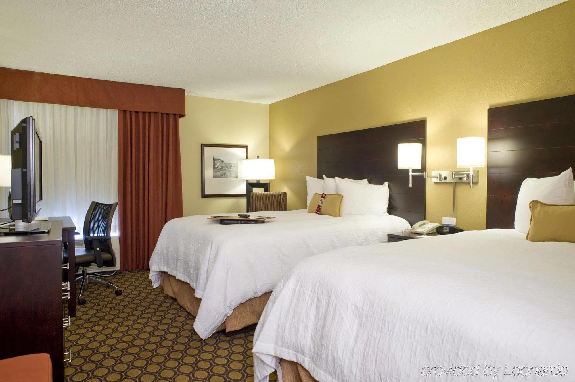 Hampton Inn Starkville Rom bilde