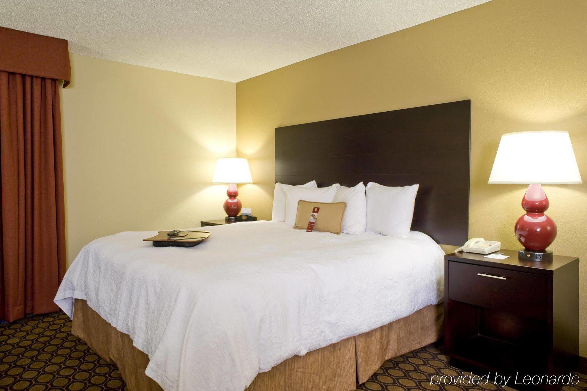 Hampton Inn Starkville Eksteriør bilde